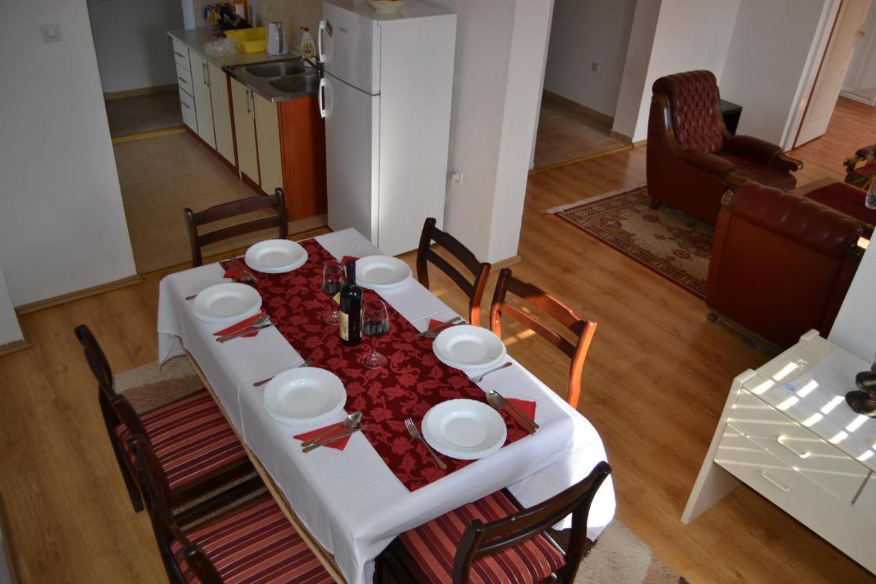 קוטור Apartments Dobrisa מראה חיצוני תמונה