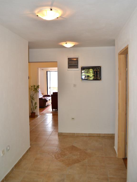 קוטור Apartments Dobrisa מראה חיצוני תמונה