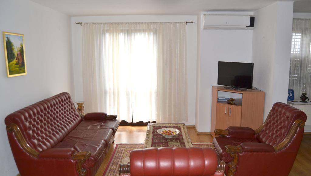 קוטור Apartments Dobrisa מראה חיצוני תמונה