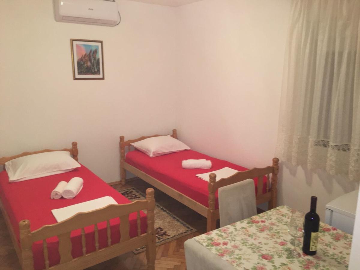 קוטור Apartments Dobrisa מראה חיצוני תמונה